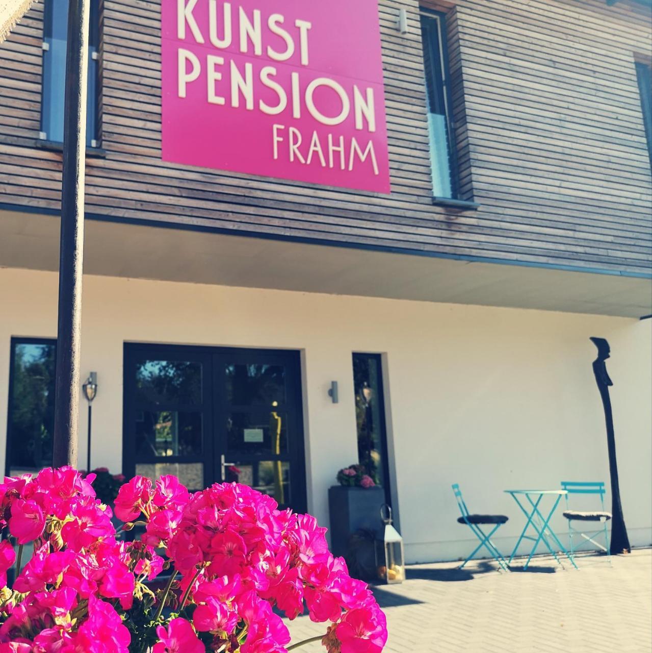 Kunst Pension Frahm Basthorst  외부 사진